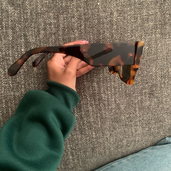 Tortoiseshell frame boho - Picture 3 of 4